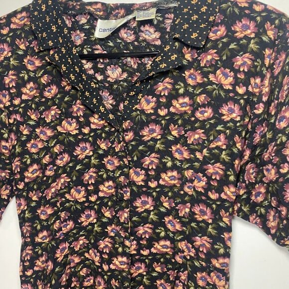 Center Aisle Vintage Floral Romper Playsuit - Picture 2 of 6